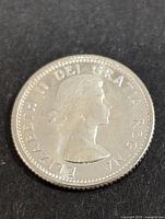 Front side of the coin with Queen Elizabeth II portrait and inscriptions