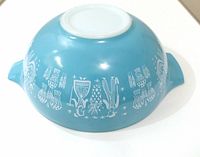 Upside-down view showing full Butterprint pattern and base mark area