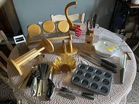 Overview of all kitchen items on table