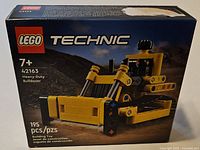 Front face of the LEGO Technic building set box, showing the model image and box details.