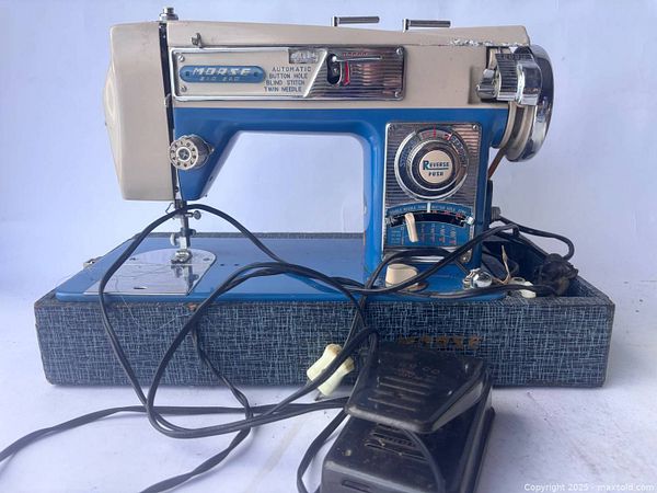 Morse Model 4300 Zig Zag Sewing Machine | Maxsold