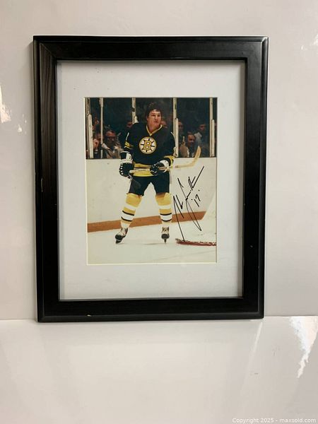 Stan Jonathan signed Boston Bruins photo | Maxsold