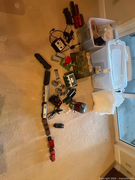 Lionel Type R 110-Watt Transformer, trains, track, accessories | Maxsold