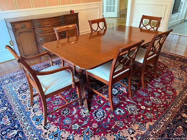 Mahogany twin pedestal dining table with leaf | Maxsold