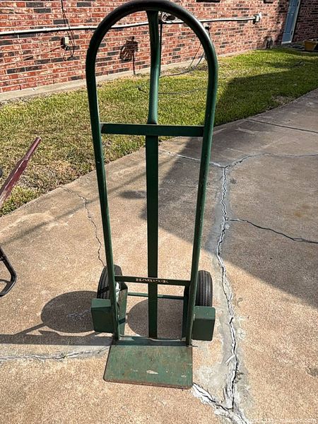 Harper green steel hand truck dolly 44-48in | Maxsold