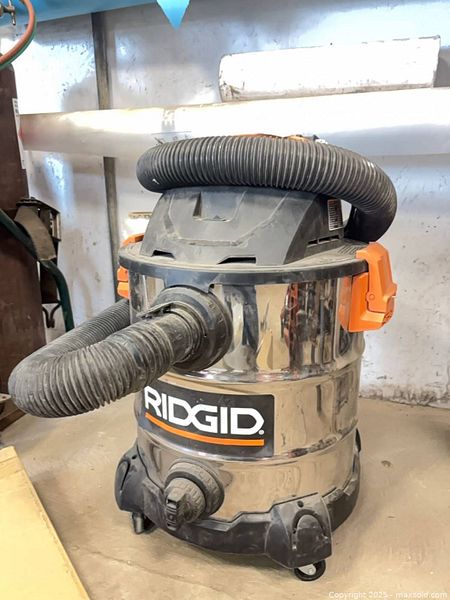 Ridgid 10 Gallon Shop Vacnull