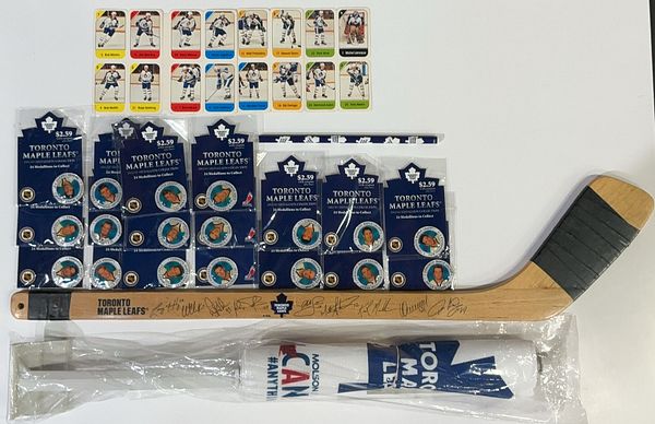 Toronto Maple Leafs collectibles lot | Maxsold